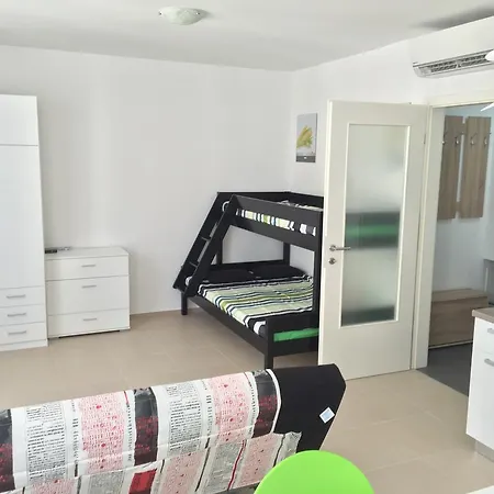 Apartman Valison *